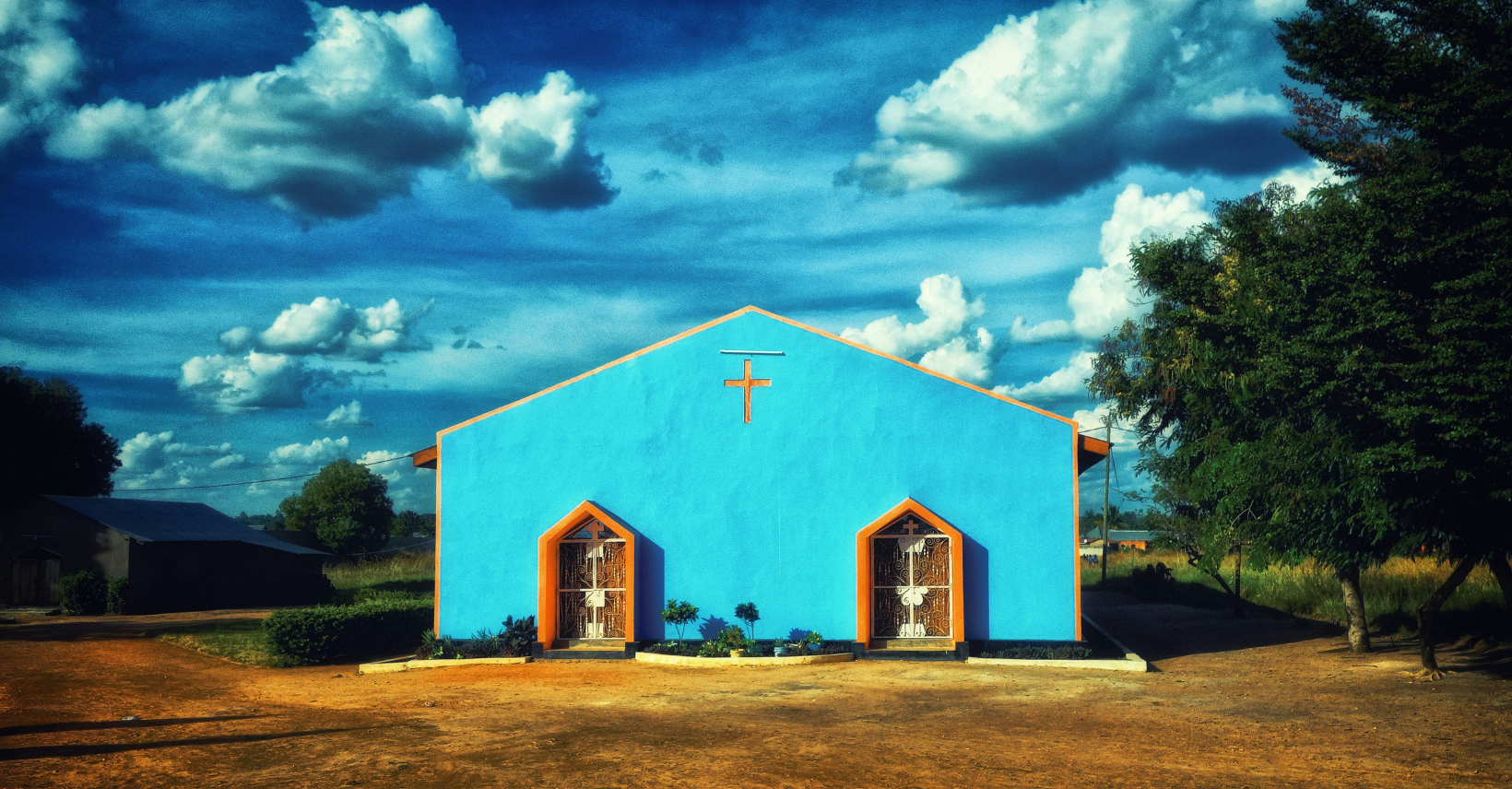 Sign language Bible translation team brings hope to Burundi
